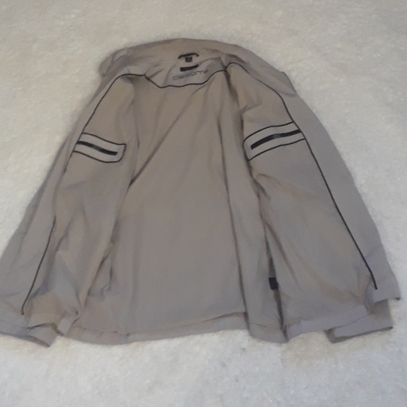 Claiborne Foamtech Jacket - Picture 8 of 16